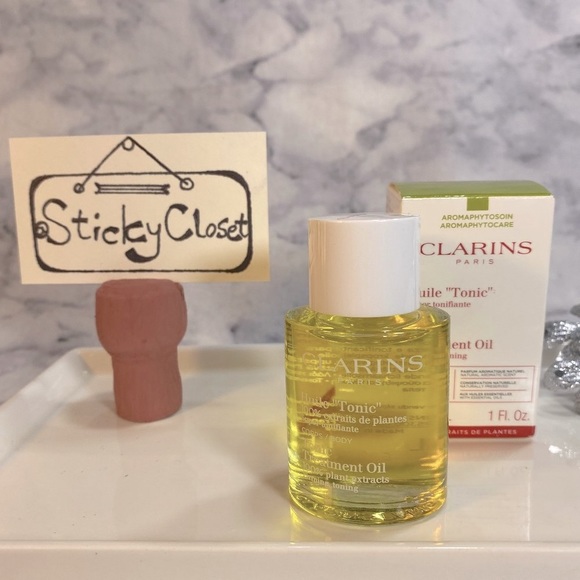 Clarins Tonic Body Treatment Oil, NEW - Full Size 1 oz/30 ml - Picture 2 of 16